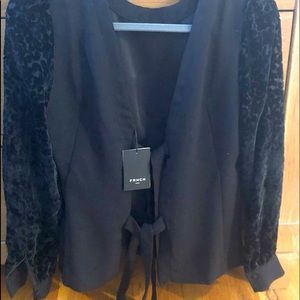 Gorgeous tie front top